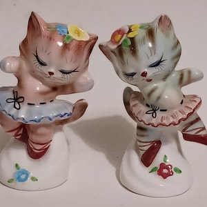 Vintage py salt and pepper ballerinas/rare/kitschy/japan/1950s/pink/blue/free shipping