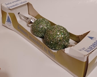 Alderbrook  Christmas ornaments/1970s/midcentury modern/tree topper/green/free shipping/unbreakable prepaid tariff