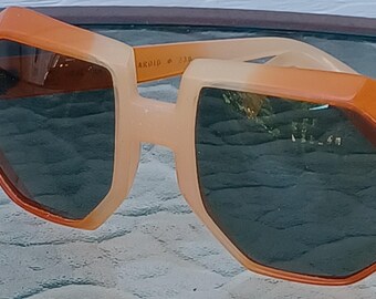 Vintage cool ray  238 Polarized  sunglasses orange abstract shaped sunglasses 1970s excellent condition  free shipping prepaid tariff