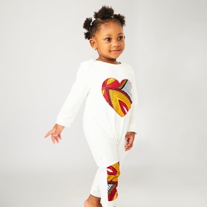 Combinaison à motif coeurs Ankara pour bébé fille