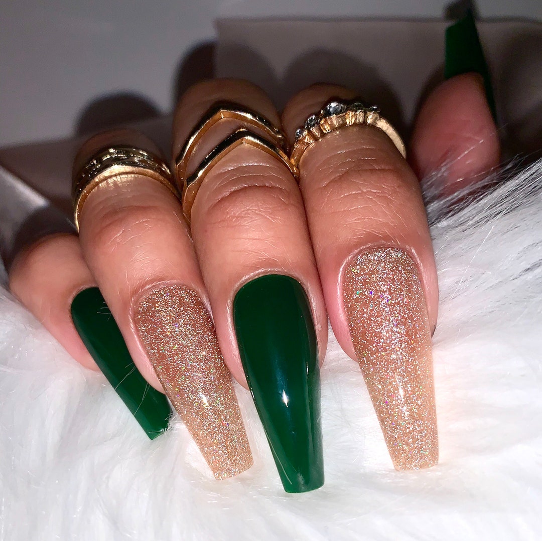 Emerald Green and Gold Nails Reflective Glitter Gold Nails Holiday ...