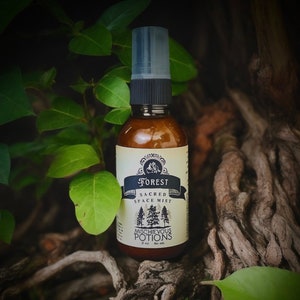 Forest Mist⎮Vegan Natural Fragrance Body Splash⎮Unisex Witchy Cologne⎮Essential Oil Sacred Space⎮Meditation Room Spray⎮Woody Fresh Trees