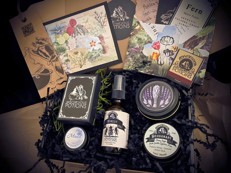 A beautifully arranged gift box shows Mischievous Potions’ Forest Spritz, Moon solid perfume, and green Deodorant. The packaging is enhanced with botanical cards and bespoke designs, making it the perfect present for natural product enthusiasts.