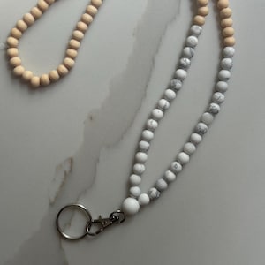 Lanyard, Beaded Lanyard, Teacher Lanyard, Breakaway Lanyard, Teacher Gift, Nurse Lanyard, Nurse Gift, Badge Holder, Wooden Bead Lanyard
