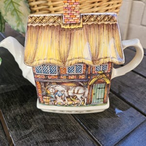 Vintage Collectible Sadler English Country Houses Staffordshire The Old Forge Cottage Teapot; Made in England; Decorative Teapot
