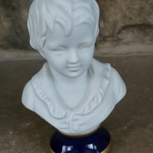 Vintage Capodimonte Europäische Biscuit Porzellan Figur; Capodimonte Skulptur