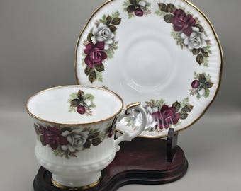 Vintage Elizabethan Fine Bone China Footed Cup & Saucer Set