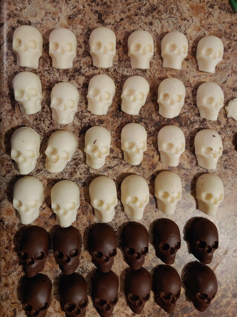 Skull themed shaped Chocolates image 6