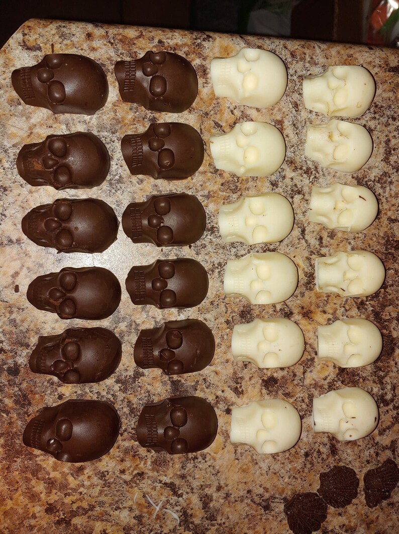 Skull themed shaped Chocolates image 7