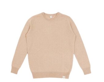 Slim fit sweater made of 100% pure, undyed camel wool from Mongolia, beige