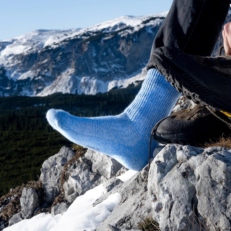 Thick and warm sheep's wool socks from Mongolia sky blue, blue. 100% eco-friendly wool, the warmest socks for winter image 8