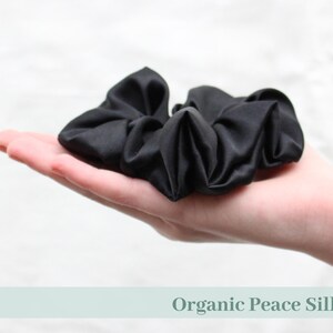 Silk Scrunchie, Large, Scrunchie, Hair Protection, Hair Care, Hair Rubber Ahimsa Silk, Animal Pain Free Silk, Peace Silk, Sustainable Anti-Split