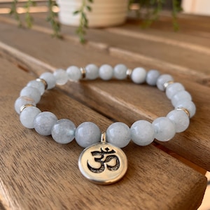 Aquamarine Bracelet Natural Beaded Aquamarine Jewellery Yoga Bracelet Gemstone Bracelet Stretch Cord Throat Chakra Energy Handmade In AUS