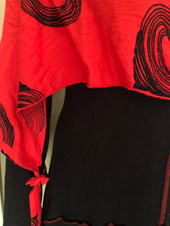 Bold Black and Red Vintage Tunic Dress - image 2