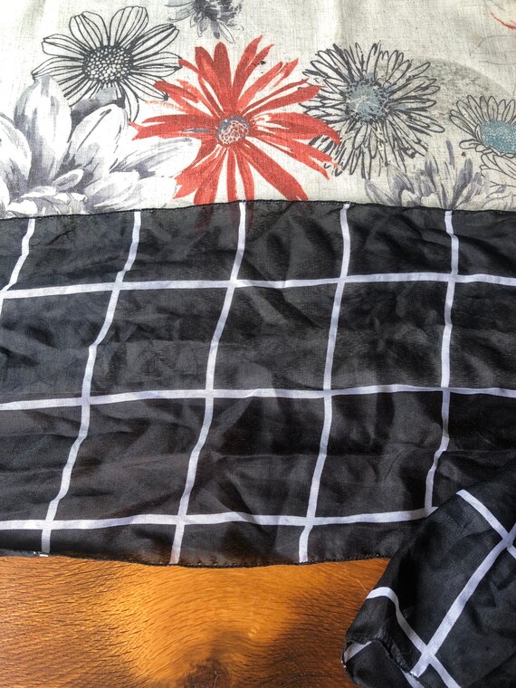 Bold Grid-Patterned Mini Scarf - image 3