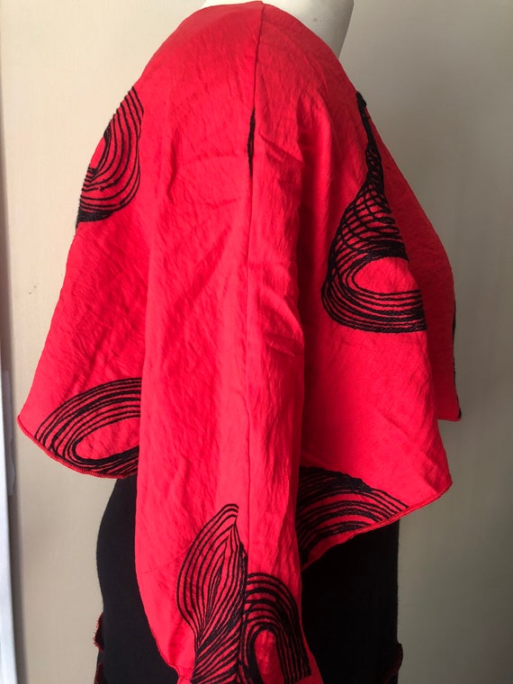 Bold Black and Red Vintage Tunic Dress - image 3