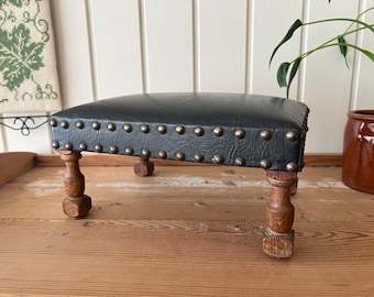 Mid Century Oak Foot Stool with Faux Leather | Old Danish Farmhouse Furniture | Country Cottage Home Decor