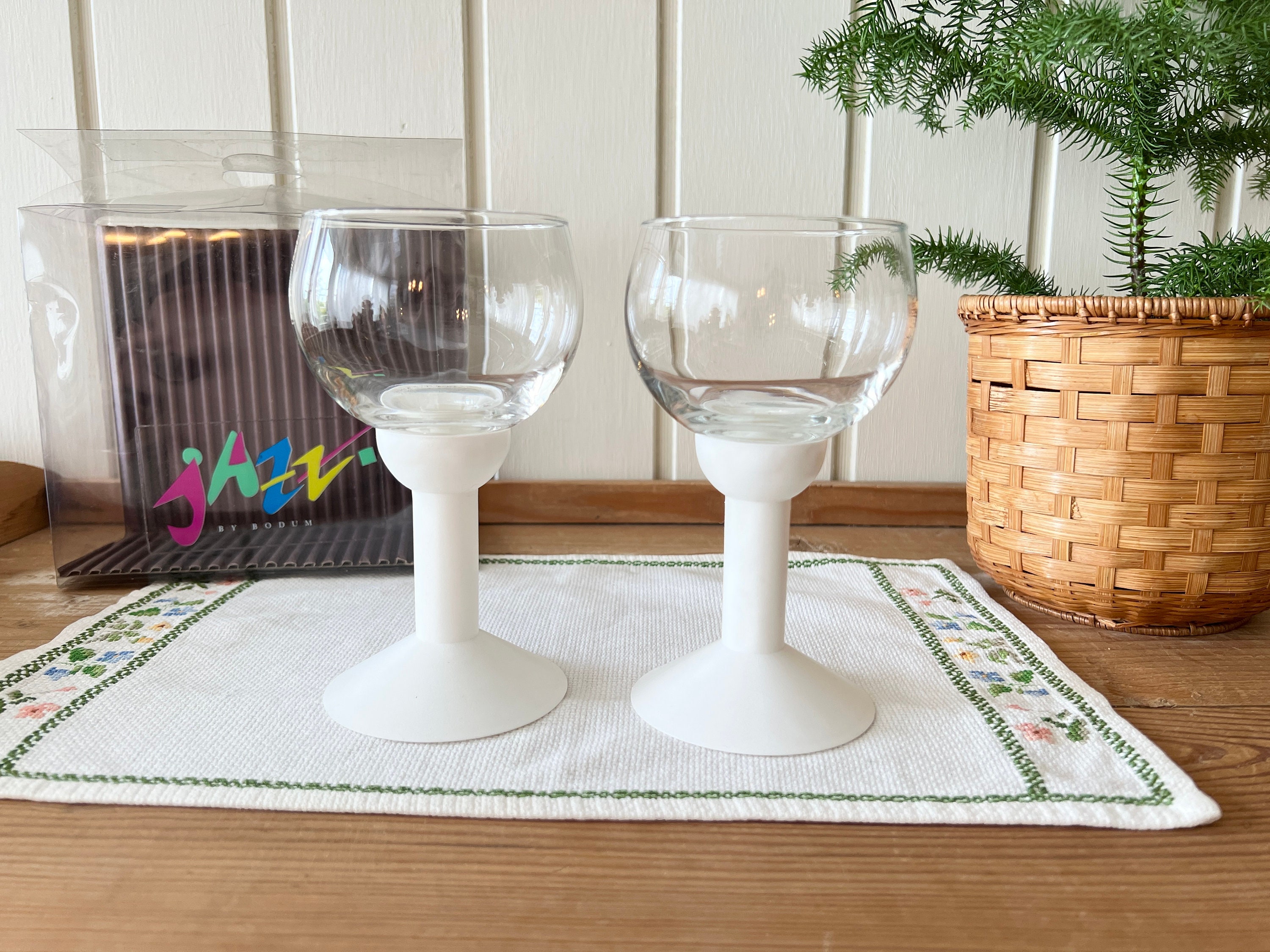 Pair JAZZ by Bodum Glasses With White Stem in Original Box | Rare Find |  Danish 80s Design | Retro Glass - Etsy Israel