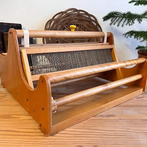 métier à tisser de table vintage | métier à tisser en bois portatif | Artisanat Slowfashion | Fabrication en pleine conscience | La qualité des années 70 pour les petits projets