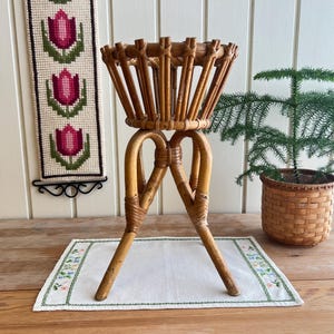 Rattan Plant Pedestal | Beautiful Vintage Bamboo Stand 1970s | Bohemian Home Decor | Natural Scandinavian Decorating