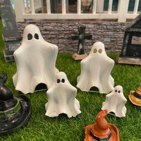 Miniature Ghosts
