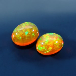 Exclusive Top Grade Quality 100% Natural Fire Ethiopian Opal Oval Shape Cabochon Loose Gemstone For Making Jewelry 2.15 Cts 6x8 mm