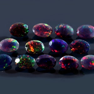 Opale noire d&#39;Éthiopie naturelle de qualité supérieure AAA, taille à facettes, opale noire de feu Welo, taille ovale, pierres précieuses en vrac 7 x 5 mm, meilleure qualité