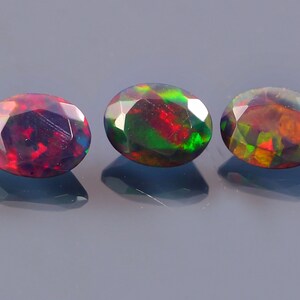 Opale noire naturelle d&#39;Éthiopie, pierre précieuse à facettes, forme ovale, opale noire taillée, pierre précieuse en vrac pour la fabrication de bijoux