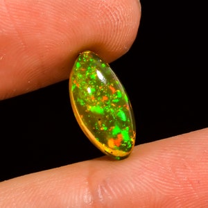 Mind Blowing Top Grade Quality 100% Natural Fire Ethiopian Opal Marquise Shape Cabochon Loose Gemstone For Making Jewelry 2.75 Cts 14X7X5mm