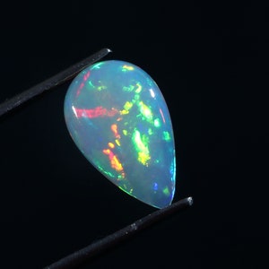 Elegant A One Quality 100% Natural Welo Fire Ethiopian Opal Pear Shape Cabochon Loose Gemstone For Making Jewelry 1.80 Ct 8.80x14.40 mm