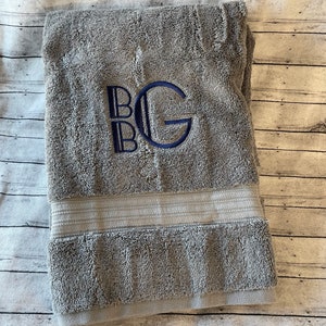 THICK Embroidered Bath Towel, Custom Towel, Personalized Towel, Monogram Towel, Christmas, Wedding, Grad Gift, Housewarming, Anniversary image 5