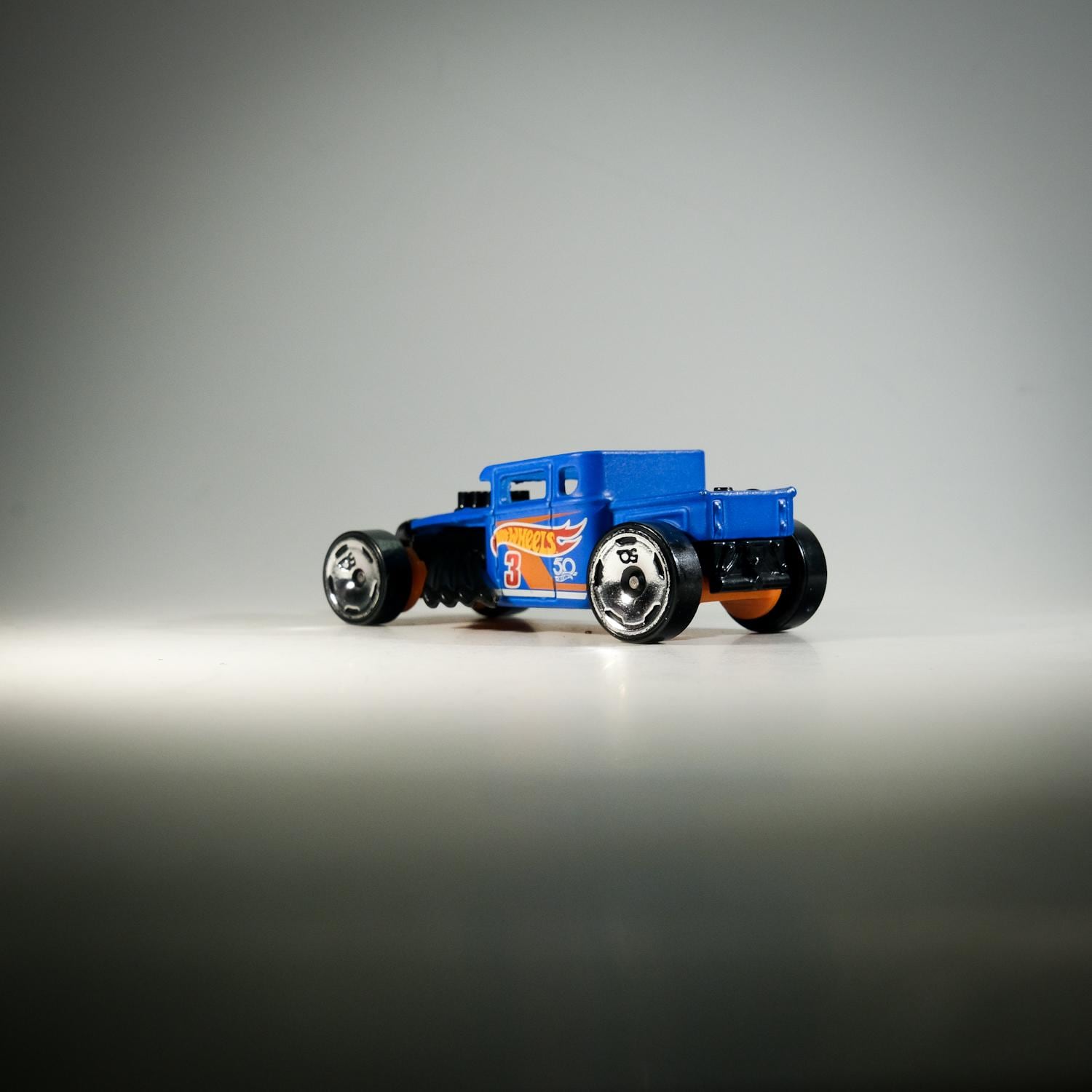 Hot Wheels Bone Shaker - HW 50th Race Team Mini Collection (2018