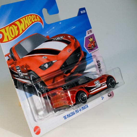 ホットウィール '15 マツダ MX-5 ミアータ - コンパクトキングス