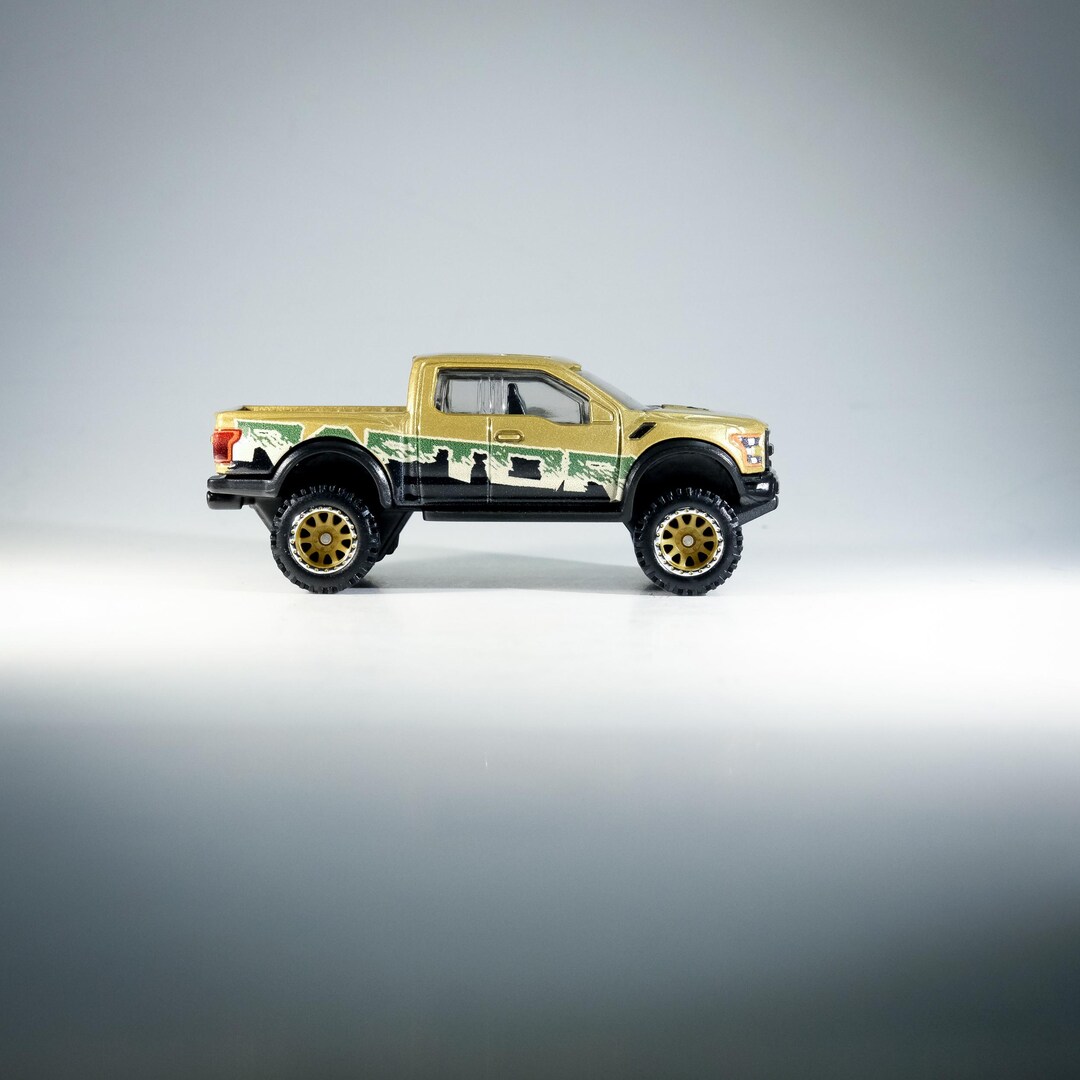 Hot Wheels '17 Ford F-150 Raptor – Car Culture HW Off-road 1:64