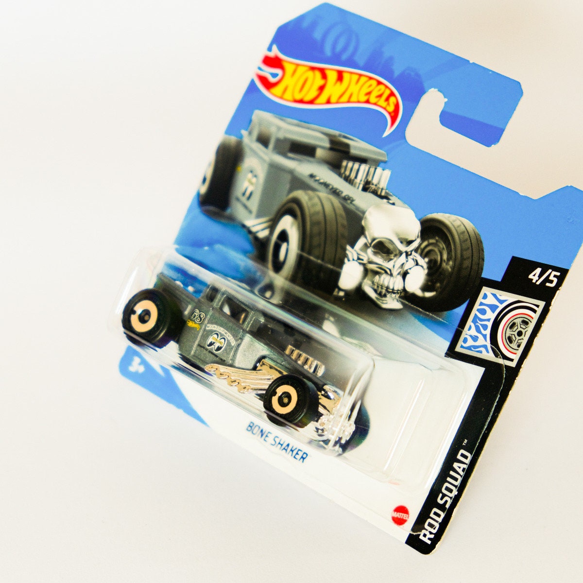 限定品 mooneyes hot rod hotwheels Amazon.com: Hot Wheels 2021, Bone Shaker Moon Eyes Gray, Rod