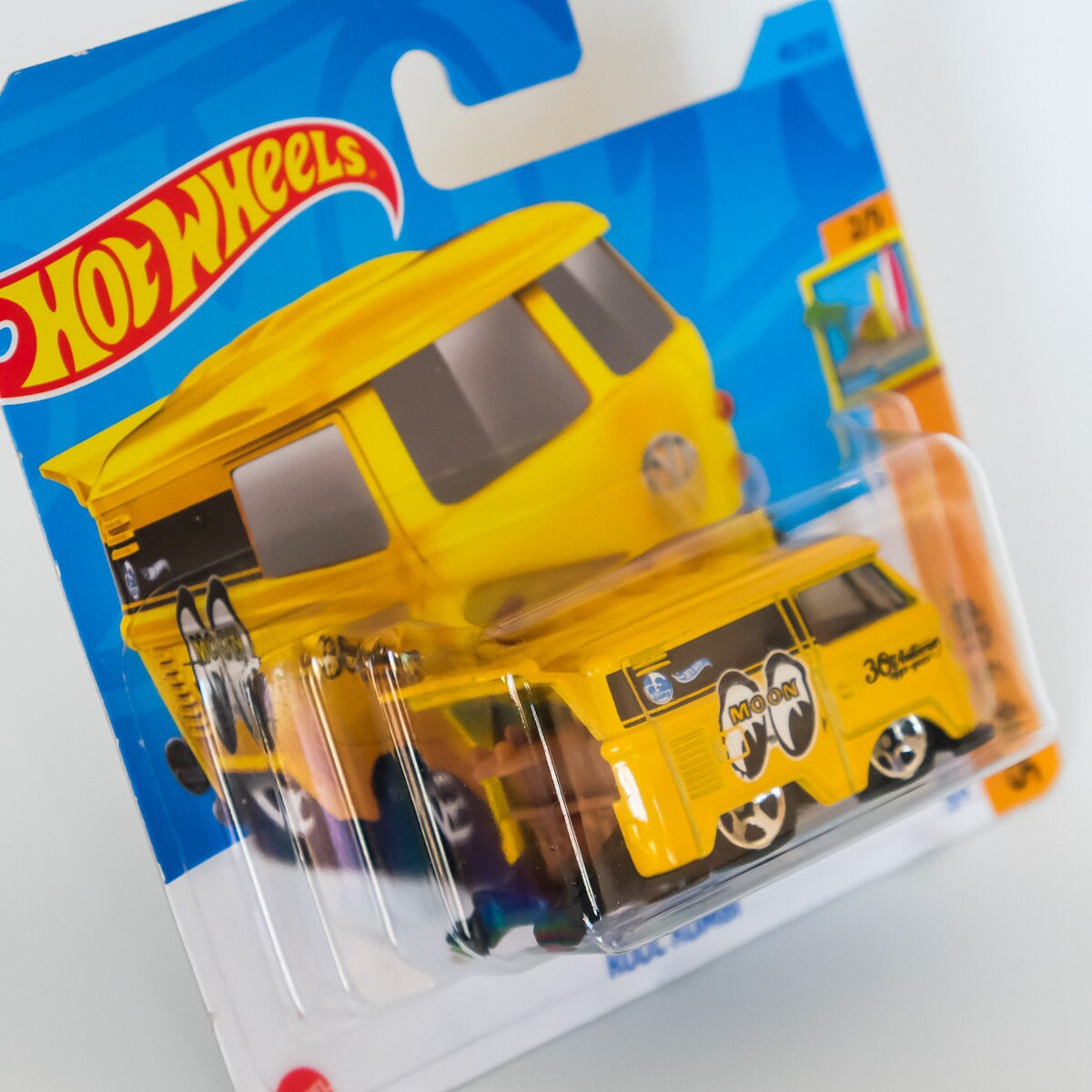 Hot Wheels Kool Combi Mooneyes (amarelo) - Coolness Retrô Sobre