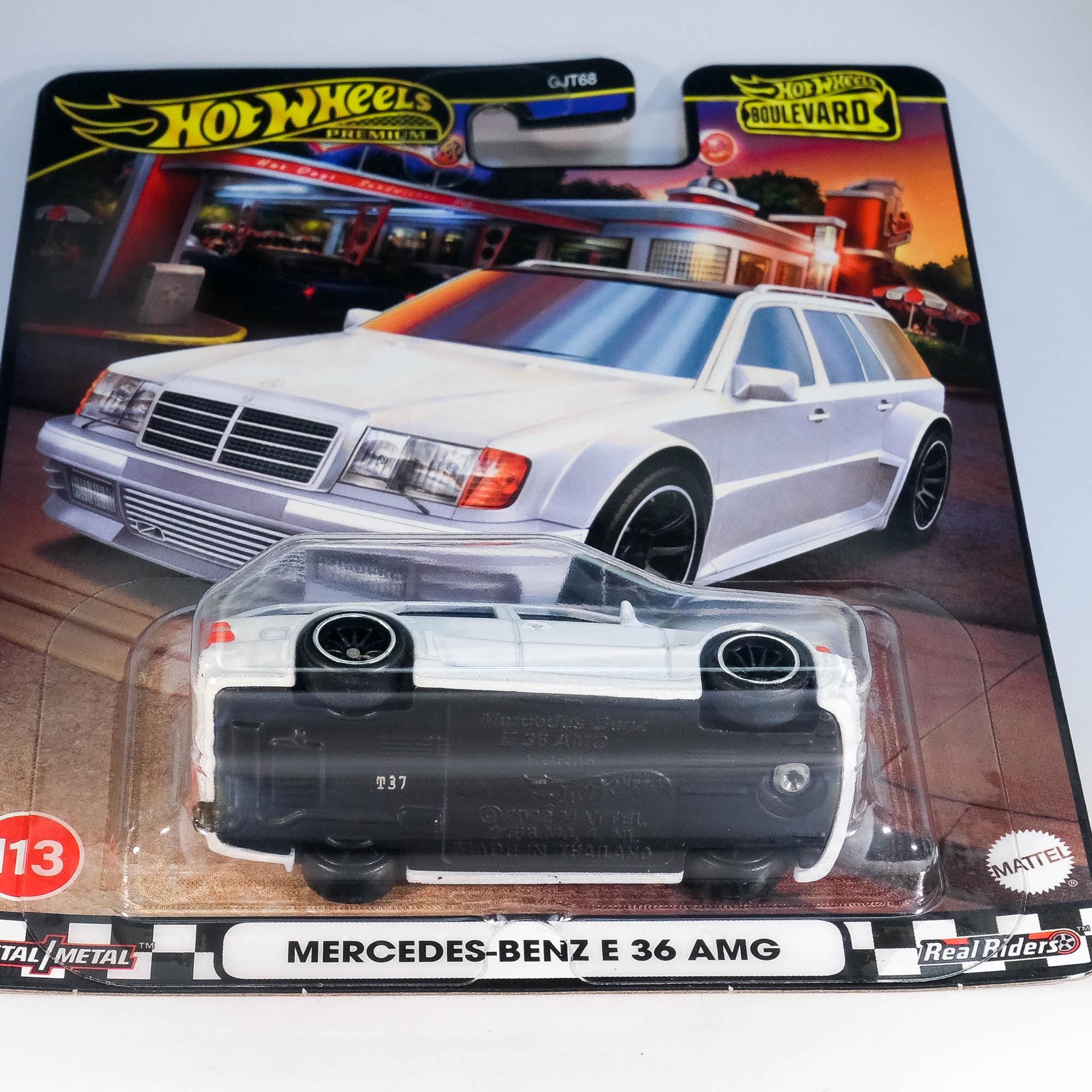 ホットウィール プレミアム メルセデス・ベンツ E 36 AMG – ブール