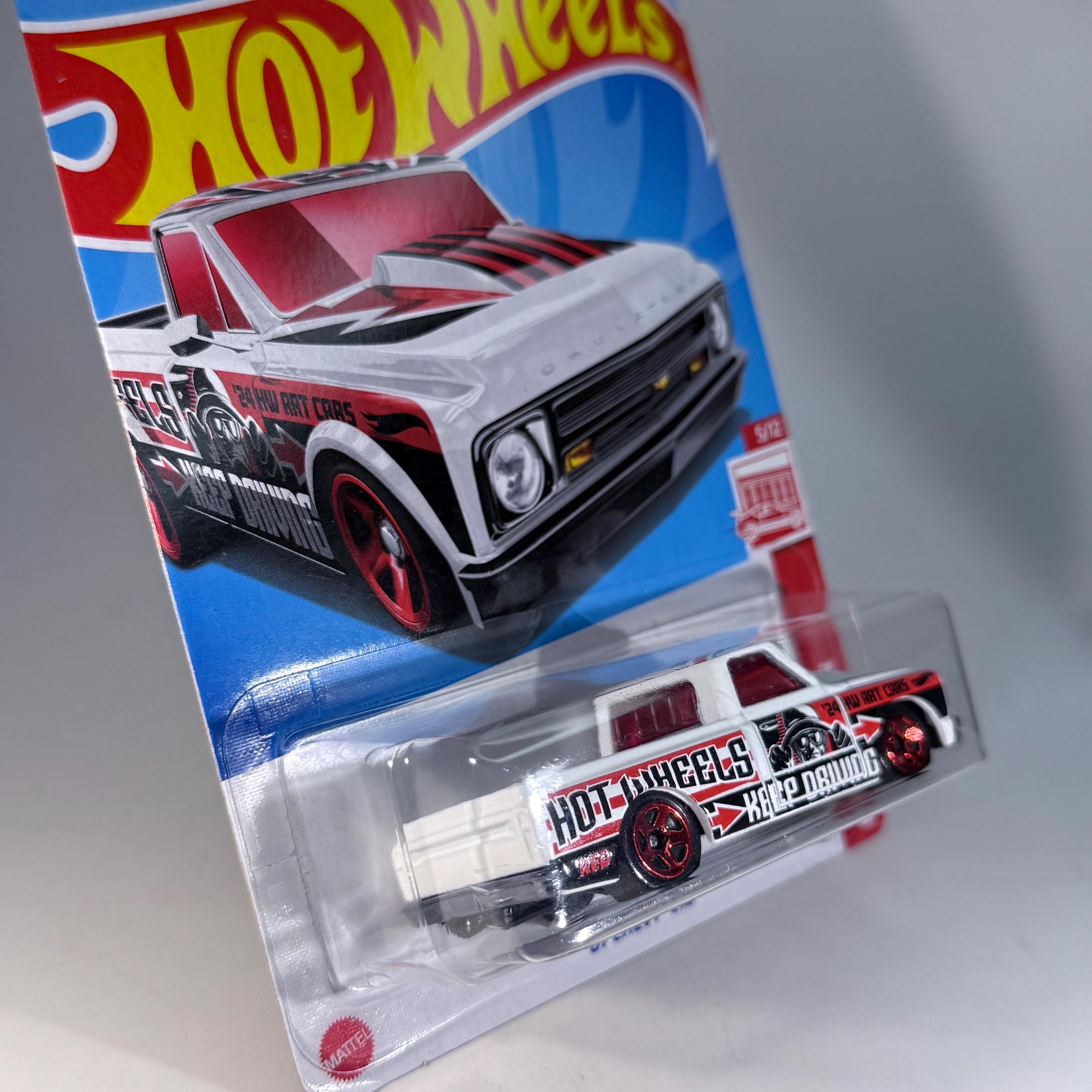 ホットウィール '67 シボレー C10 - レッドエディション - Etsy 日本
