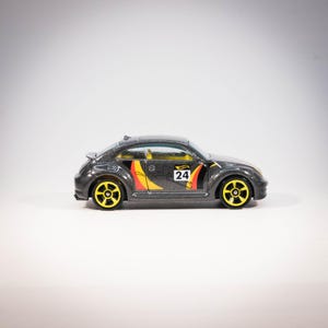 Hot Wheels 2012 Volkswagen Beetle - Modelos Mistério 2022