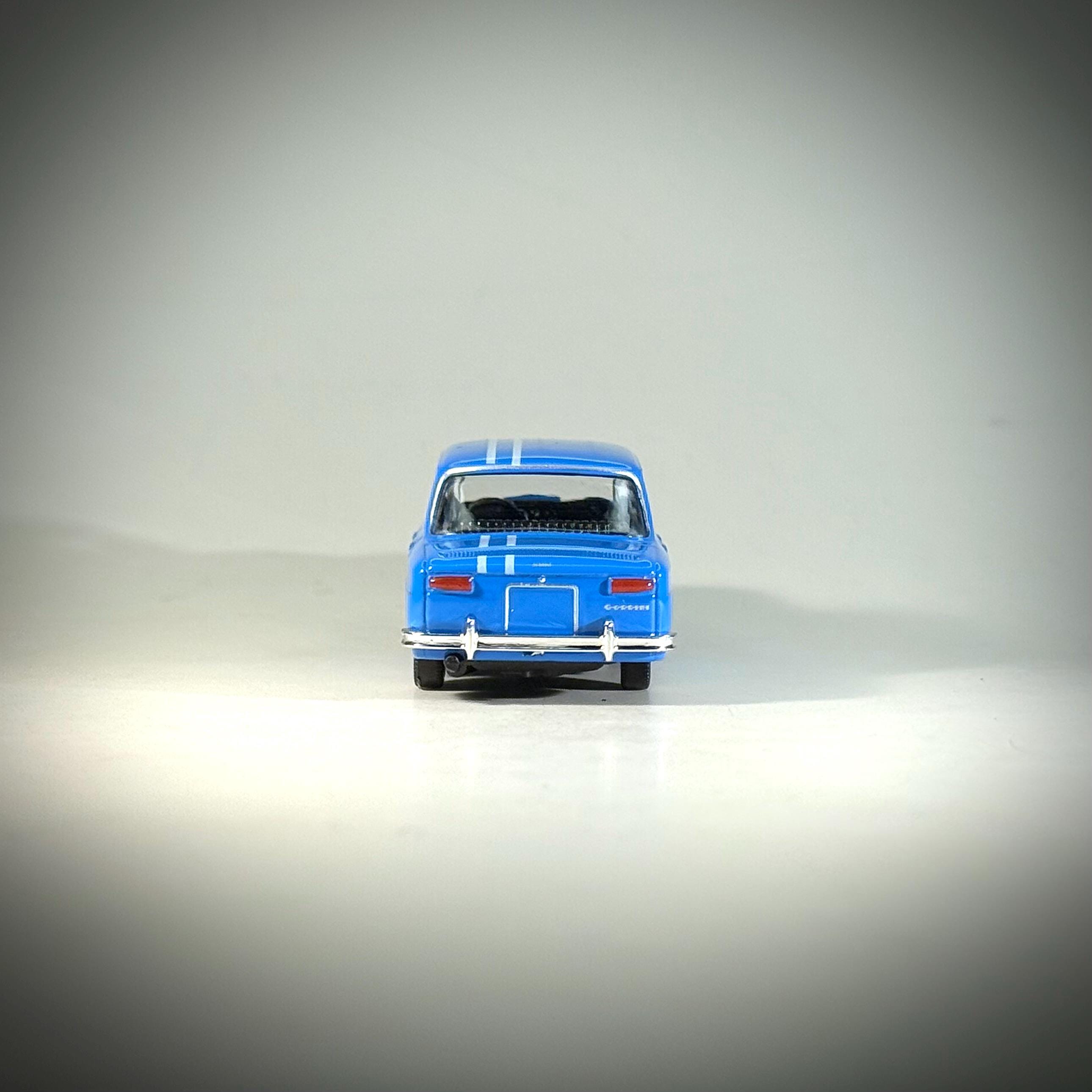 Renault 8 Gordini Diecast Modelo 1:60 by Welly - Etsy Finland