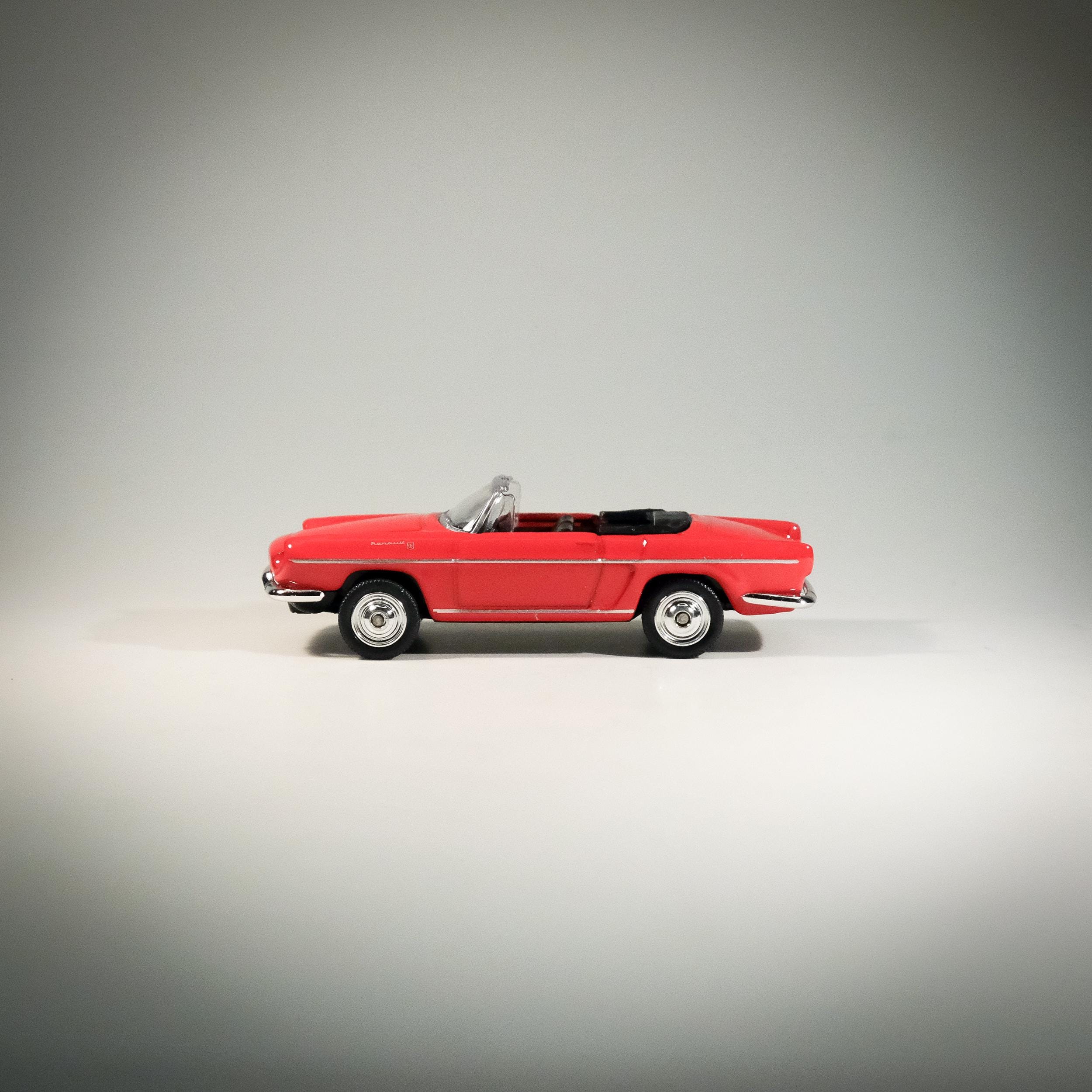 Renault Caravelle Diecast Model 1:60 by Welly - Etsy