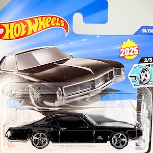 Hot Wheels &#39;66 Buick Riviera - HW Modified (First Edition)