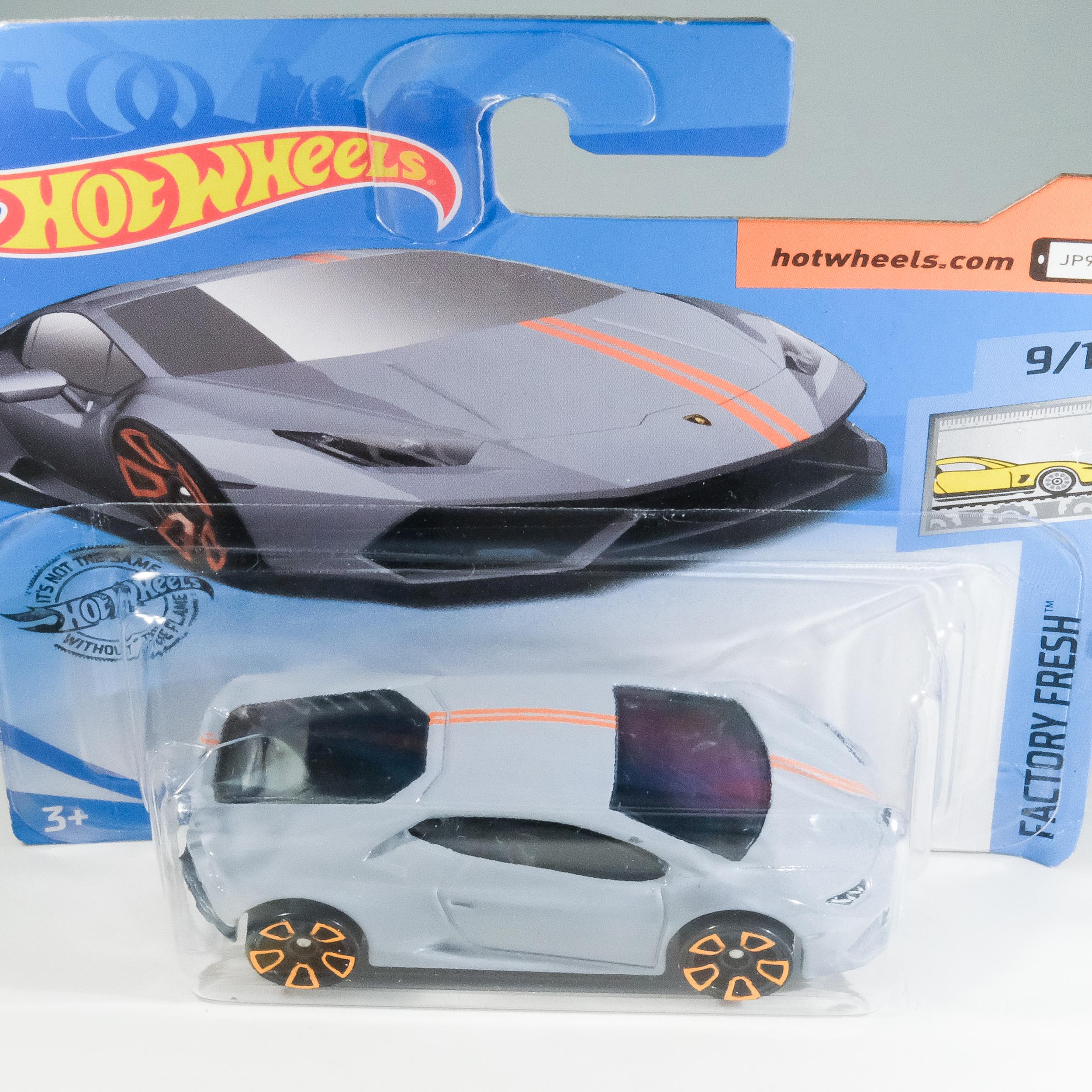 ホットウィール ランボルギーニ ウラカン - ファクトリーフレッシュ