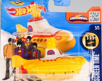 The Beatles Monopoly Yellow Submarine New Never Opened C2013