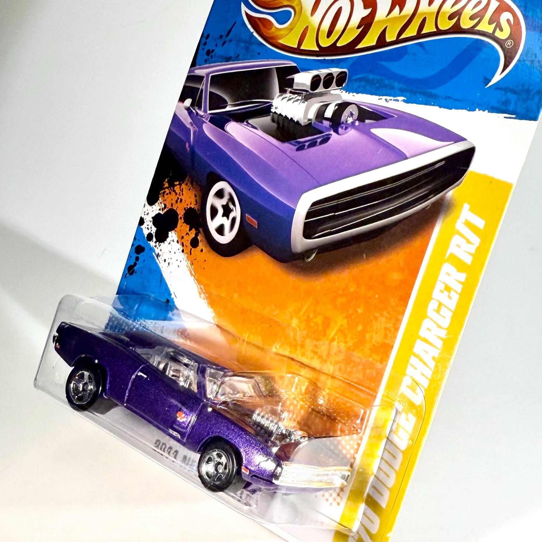Hot Wheels '70 Dodge Charger R/T - 2011 New Models (first Edition