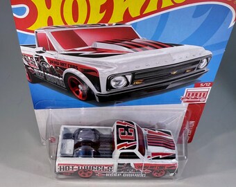 ホットウィール '67 シボレー C10 - レッドエディション - Etsy 日本