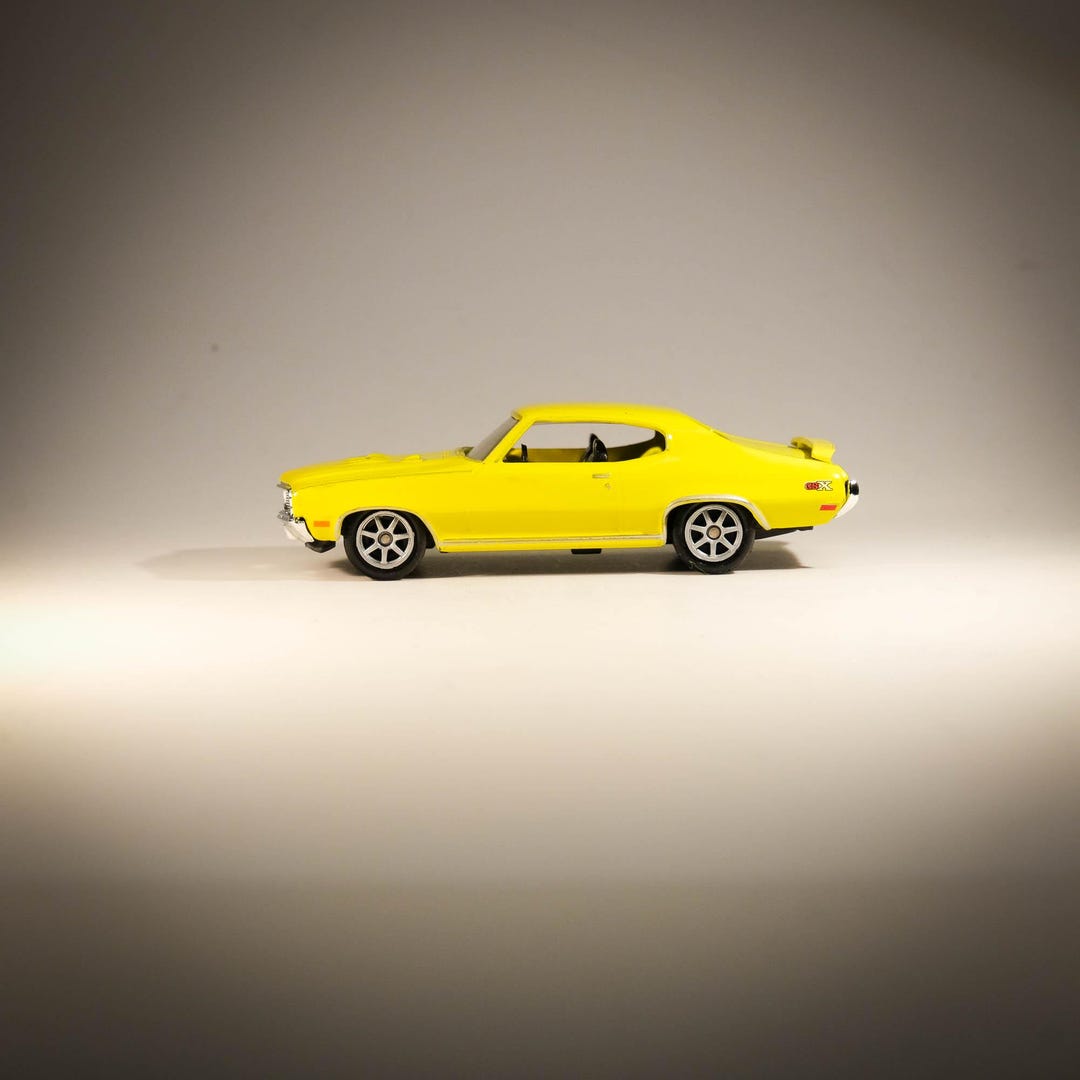 Buick GSX ダイキャスト モデル 1:60 – クラシコ アメリカン マッスル