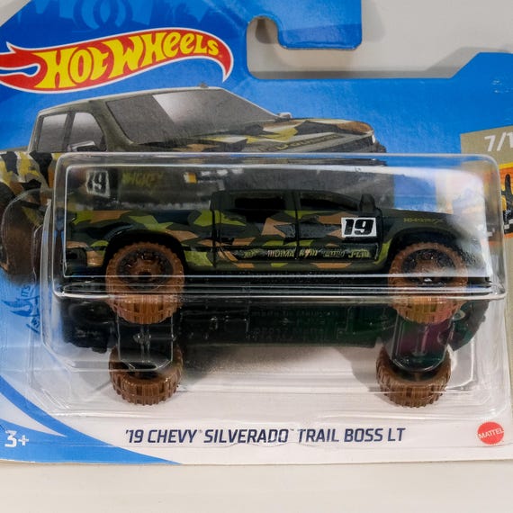 ホットウィール '19 シボレー シルバラード トレイルボス LT