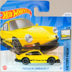 Hot Wheels Porsche 911 Carrera 2.7 (y)- Classic Speed in Miniature!