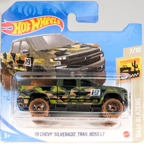 ホットウィール '19 シボレー シルバラード トレイルボス LT